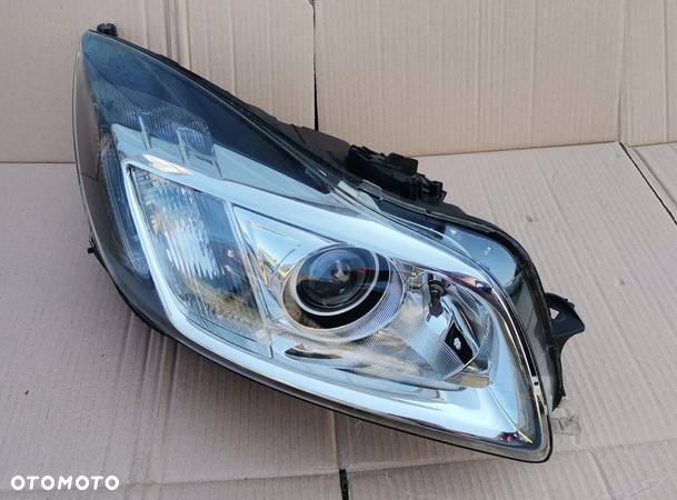 Bi-Xenon Bixenon prawy Lampa prawa Opel Insignia LED 2008- - 2