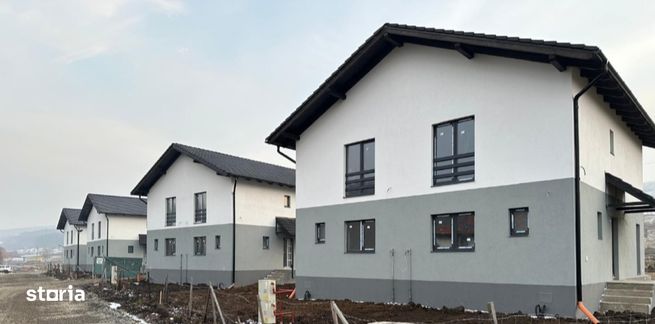 Case noi tip duplex, cu 3 și 4 cam,120 mp,teren 350 mp,in LIVEZENI-1