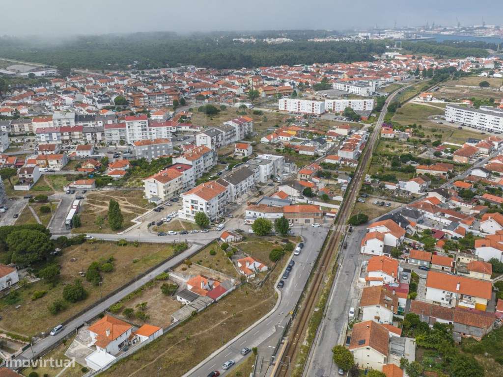 Moradia com café a funcionar em Darque - Grande imagem: 5/18