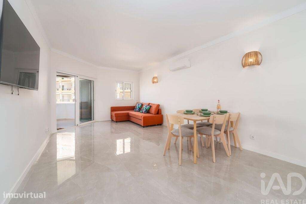 Apartamento T1 em Quarteira de 67,00 m2 - Grande imagem: 2/23