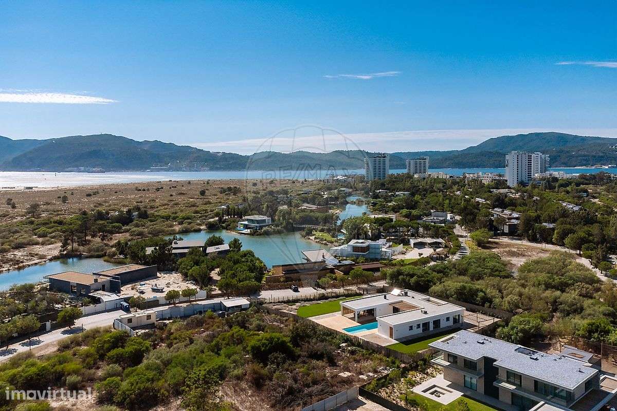 Moradia T4 para venda - Grande imagem: 2/36