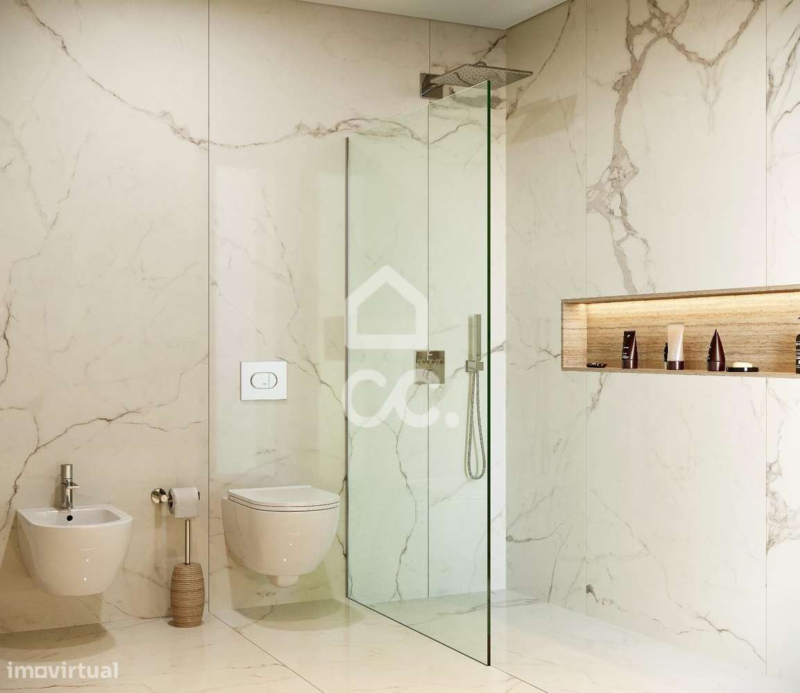 Moradia T4 nova, com jardim e terraço, em condomínio privativo com pis-41