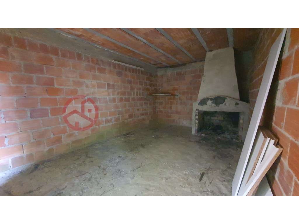 Terreno Rústico na Qta. da Lobateira, com construção, Fernão Ferro - Grande imagem: 2/19