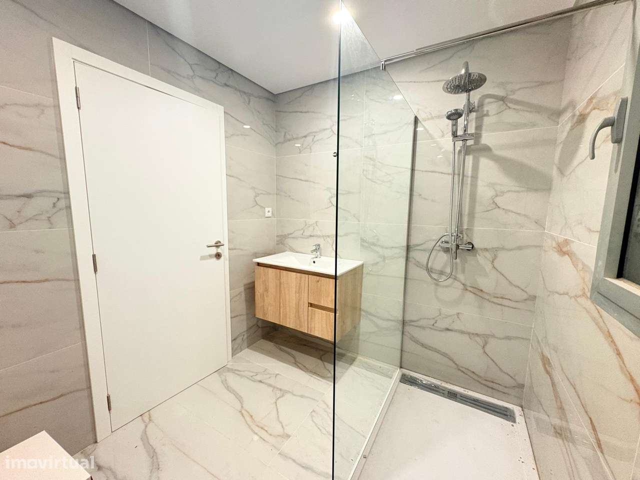 Apartamento T3 Novo centro da Lixa-1