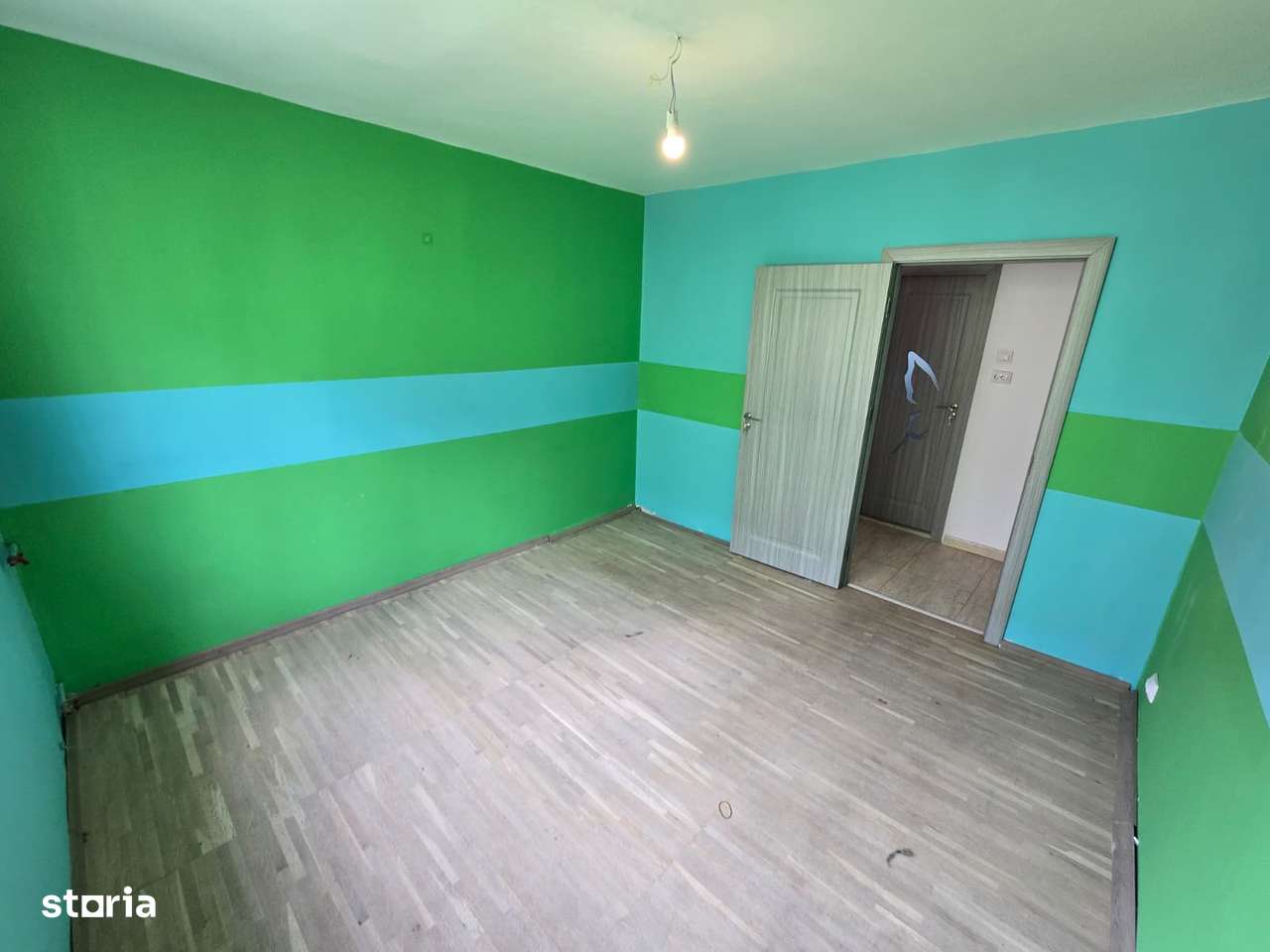 Vanzare 2 cam cu bucatarie utilata, loc parcare, Calea Vitan cu Bravu-14