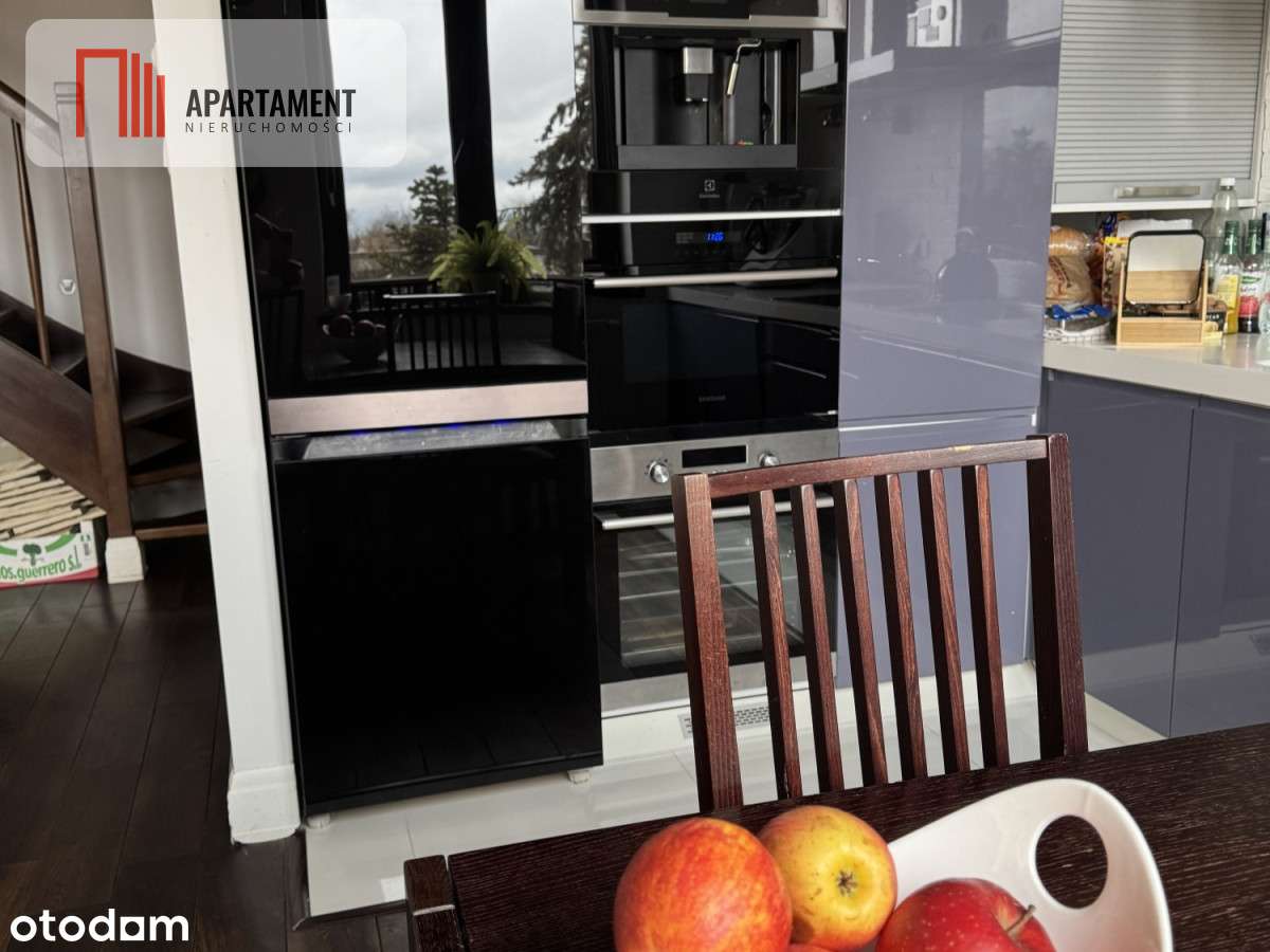 Dwupoziomowe mieszkanie/Lubin-5