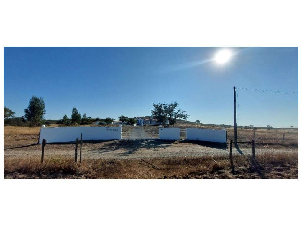 MORADIA (638 m2), Anexo (152 m2)-19