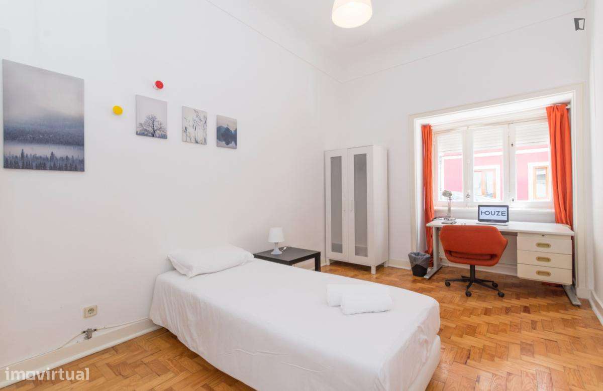 Quarto - localizado em Lapa Lisbon - Grande imagem: 5/6