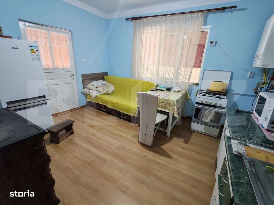 casa +anexe de vanzare - Imagine principală: 3/19