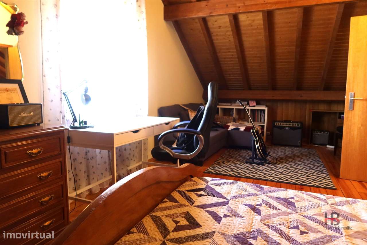 Oportunidade Única: Moradia T3 no Centro de Gondomar-4