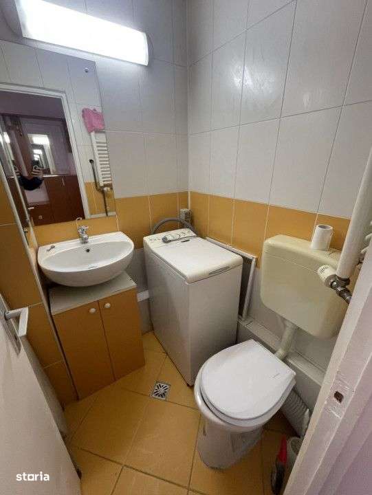 Confort si compartimentare ideala – 3 camere, 86 mp, decomandat, 2 b-8