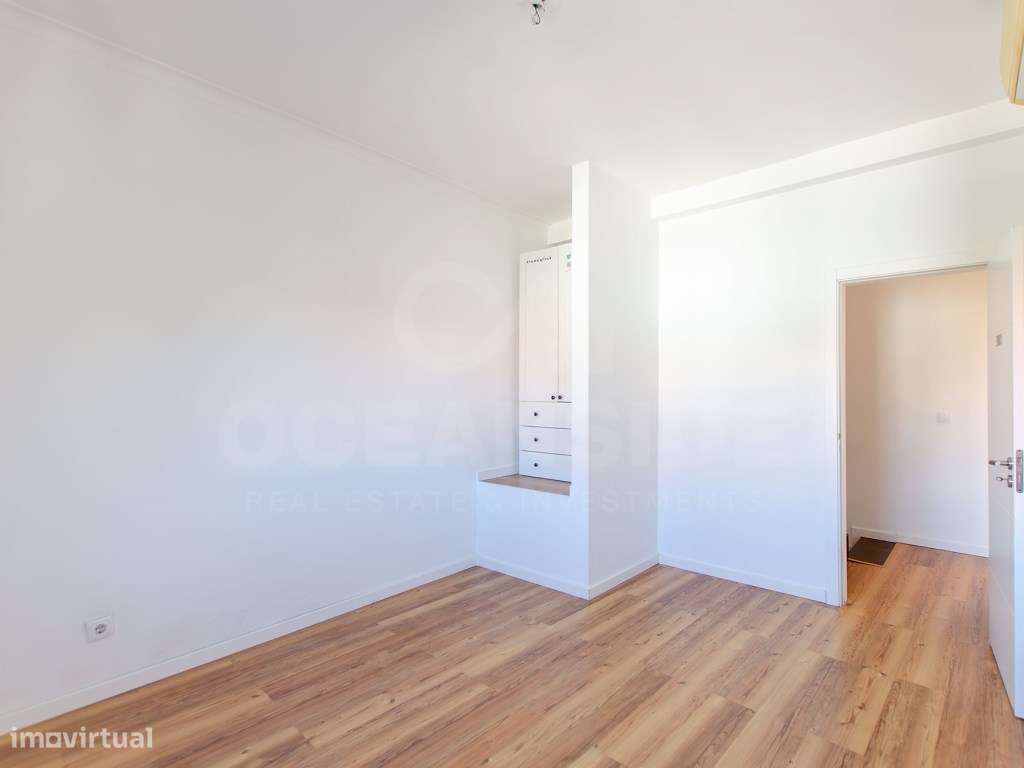 Moradia T4 + 1 em Tercena-27