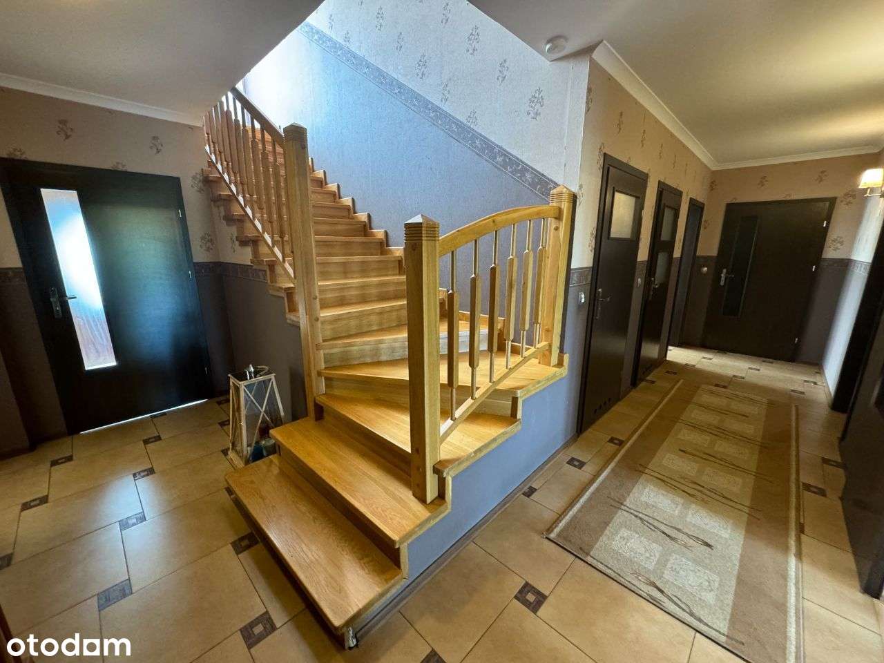 Przestronny dom jednorodzinny z garażem!-9