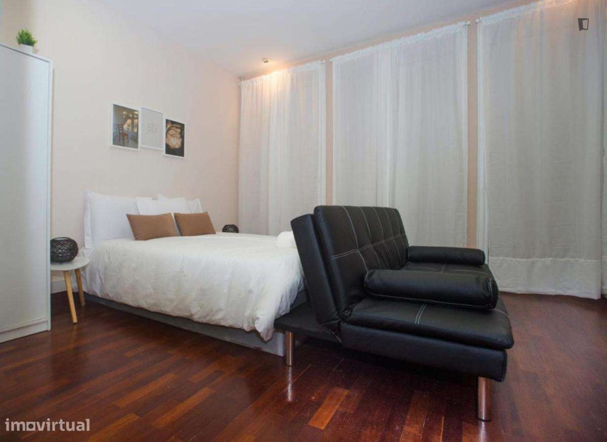 Estúdio - localizado em Cedofeita Porto - Grande imagem: 3/6