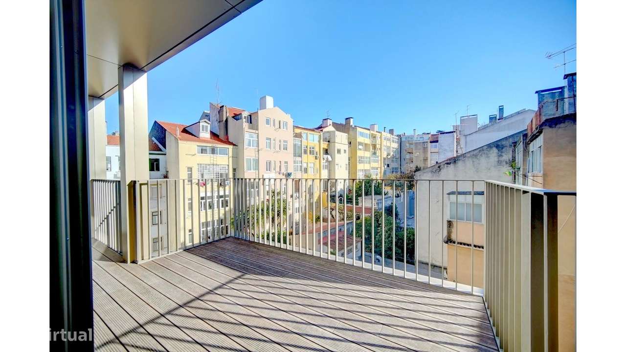 T2 com Garagem e Varandas-9