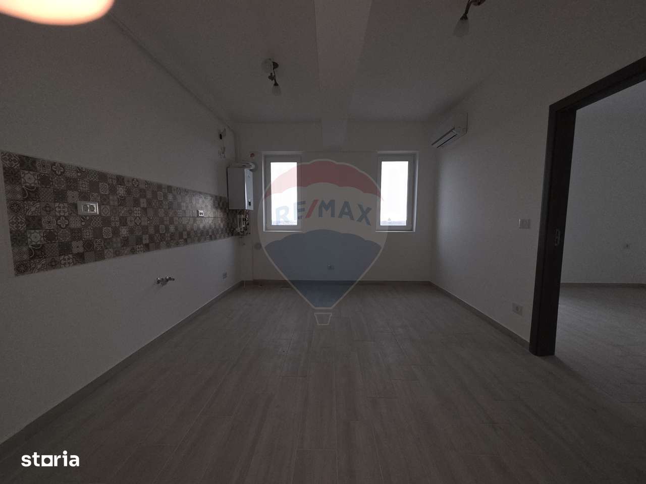 Apartament 2 camere tip studio - Imagine principală: 2/8