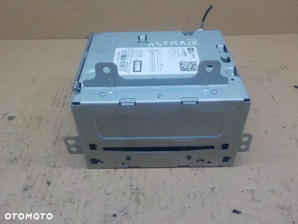 OPEL ASTRA IV J RADIO FABRYCZNE CZYTNIK 22976601 - 1