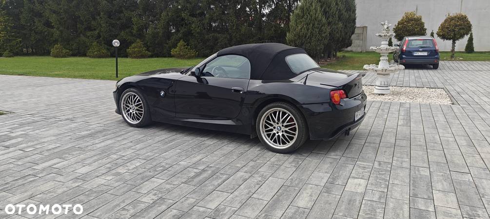 BMW Z4 3.0i - 18