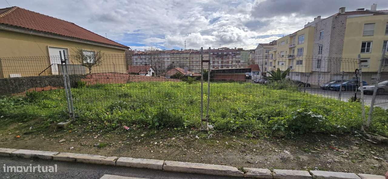 terreno urbano em uma zona previlegiada do cacem - Grande imagem: 3/5