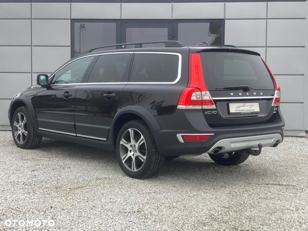 Volvo XC 70 - 8