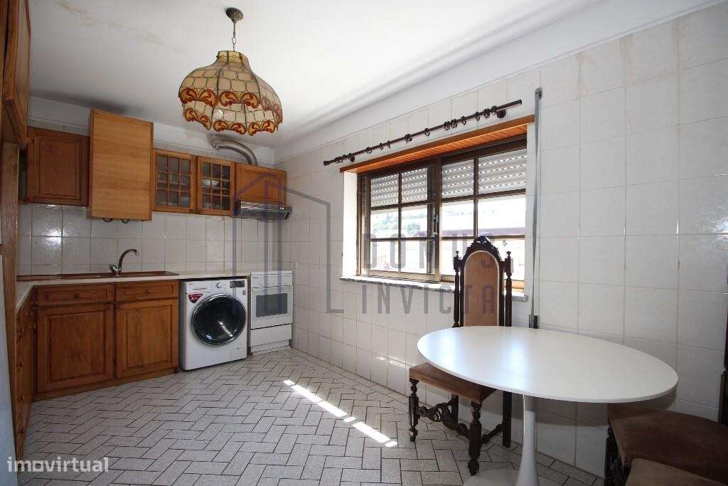 Apartamento T3 em plena Av Cidade de Zamora com vista do Castelo de Br-13