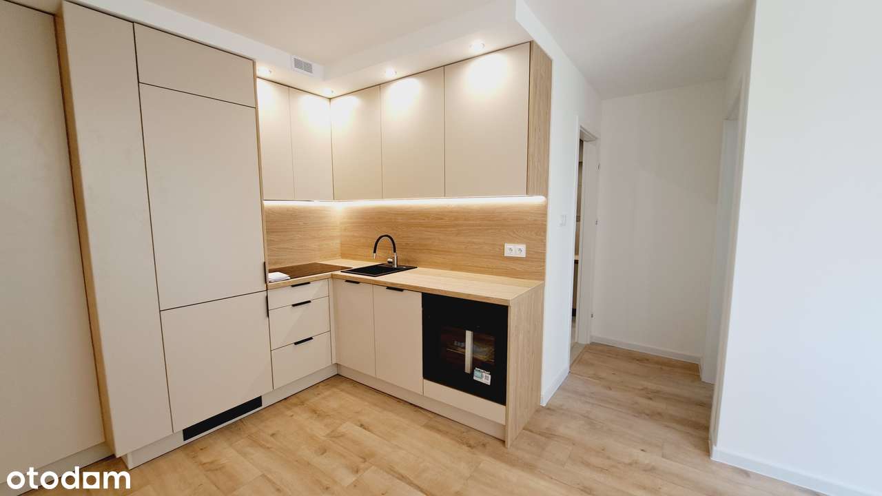 Super lokalizacja. 35,20 m2, 2 pokoje, parter, po generalnym remoncie-12