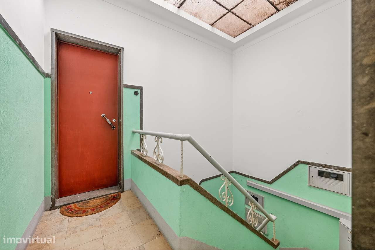 Apartamento T2 em excelente estado de conservação - Grande imagem: 4/21