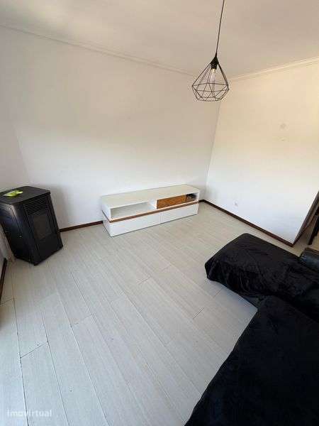 Arrenda-se  apartamento T2 - Grande imagem: 5/8