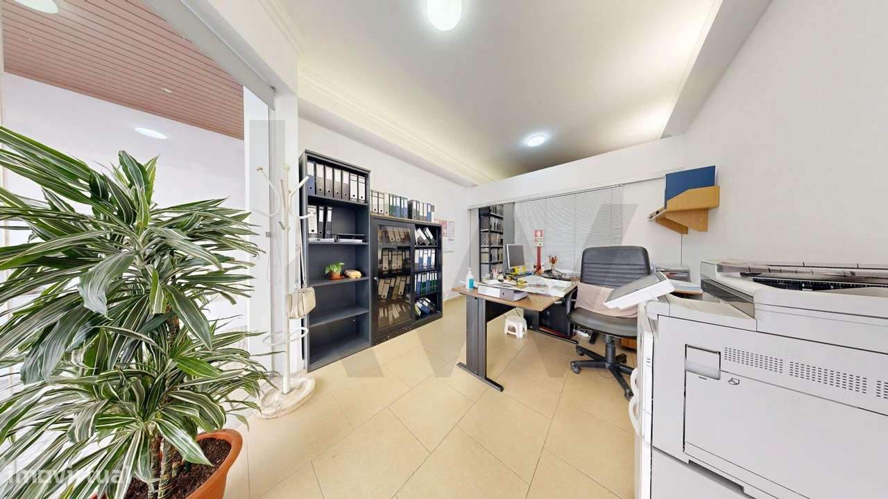 Prédio Tipologia T4, escritório c/ Entrada Independente, Terraço, Quin - Grande imagem: 4/57