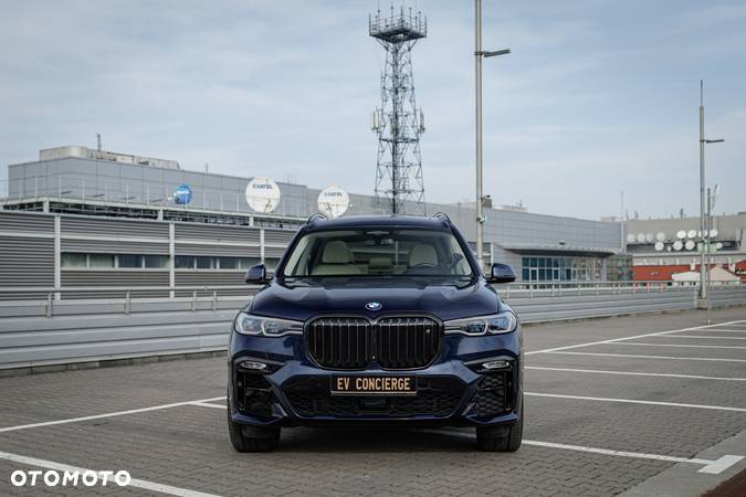 BMW X7 M50i sport - 7