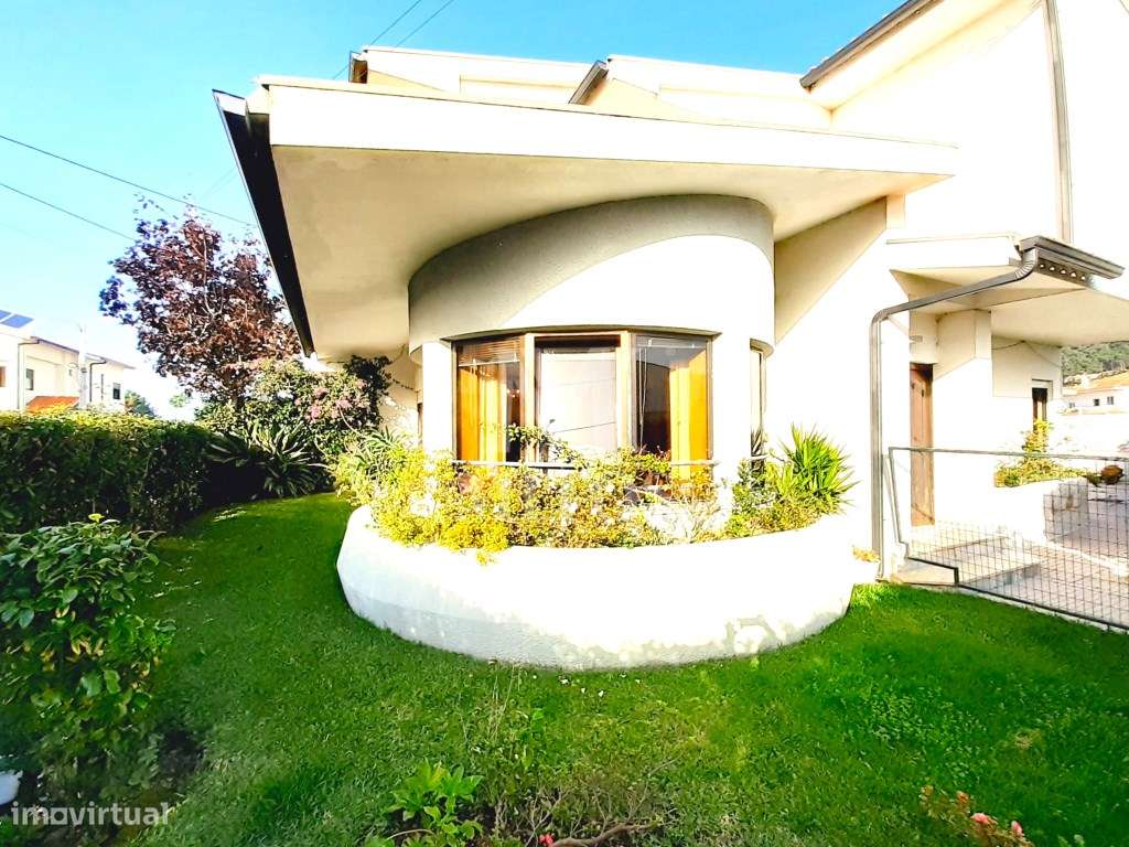 Moradia T4 para venda em Carreço - Viana do Castelo - Grande imagem: 2/25