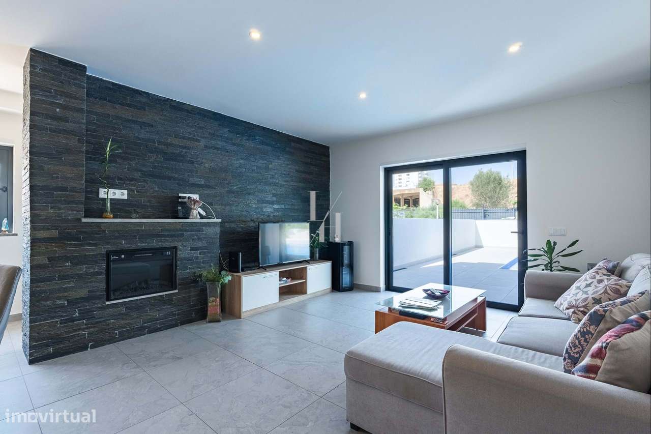 Moradia T6 com piscina privada, Montechoro, Albufeira - Grande imagem: 4/27