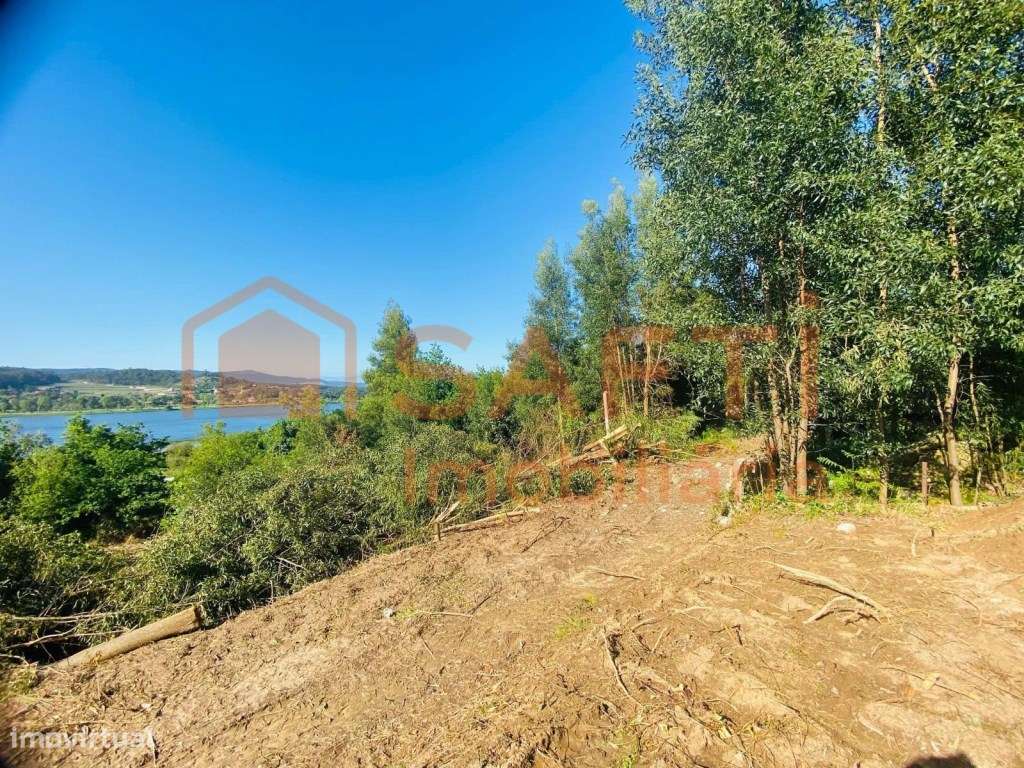 Terreno para construção - Grande imagem: 2/3