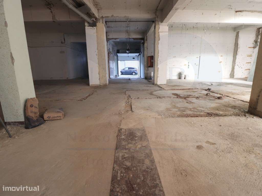 Escritórios, Co-Working ou Espaço de Múltiplas Utilizações com Esta...-19