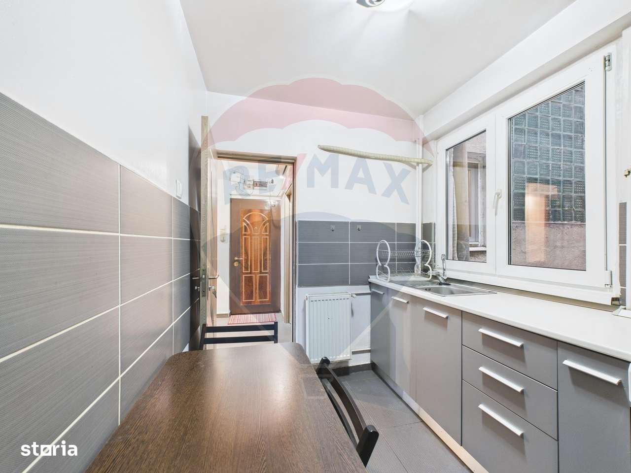 Apartament cu 2 camere de vanzare - Zona Sura Mare-9