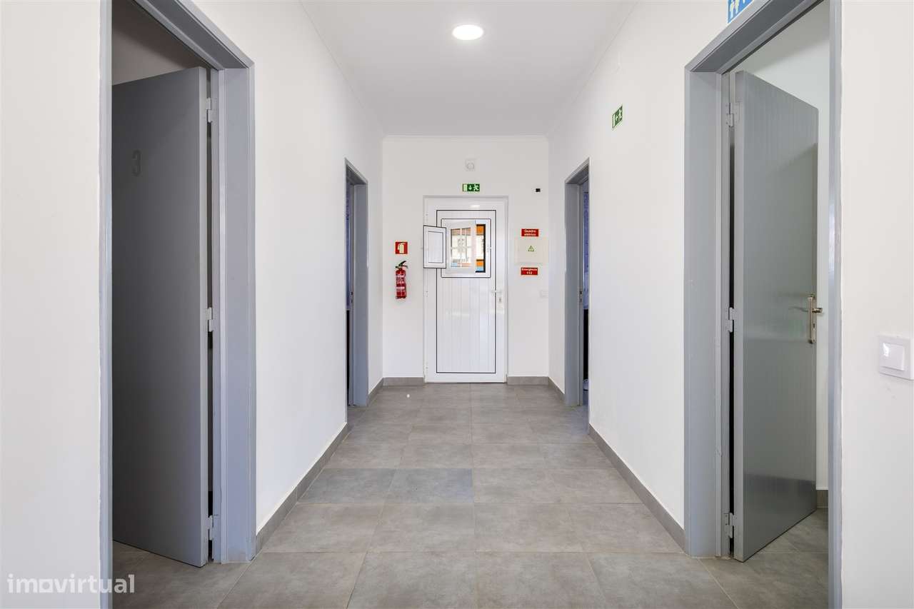 Moradia T4 com garagem - Grande imagem: 5/42