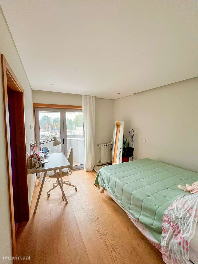 T4 Duplex de Luxo no Coração do Porto-14
