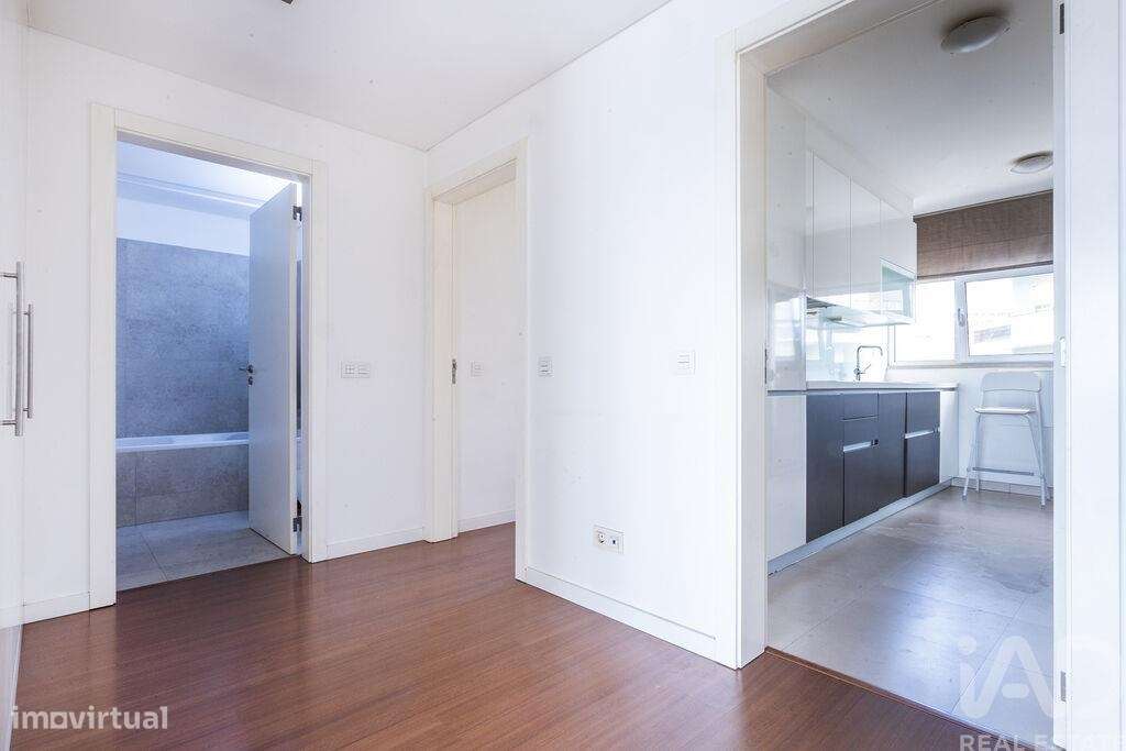 Apartamento T1 em Algés, Linda-a-Velha e Cruz Quebrada-Dafundo - Grande imagem: 5/23