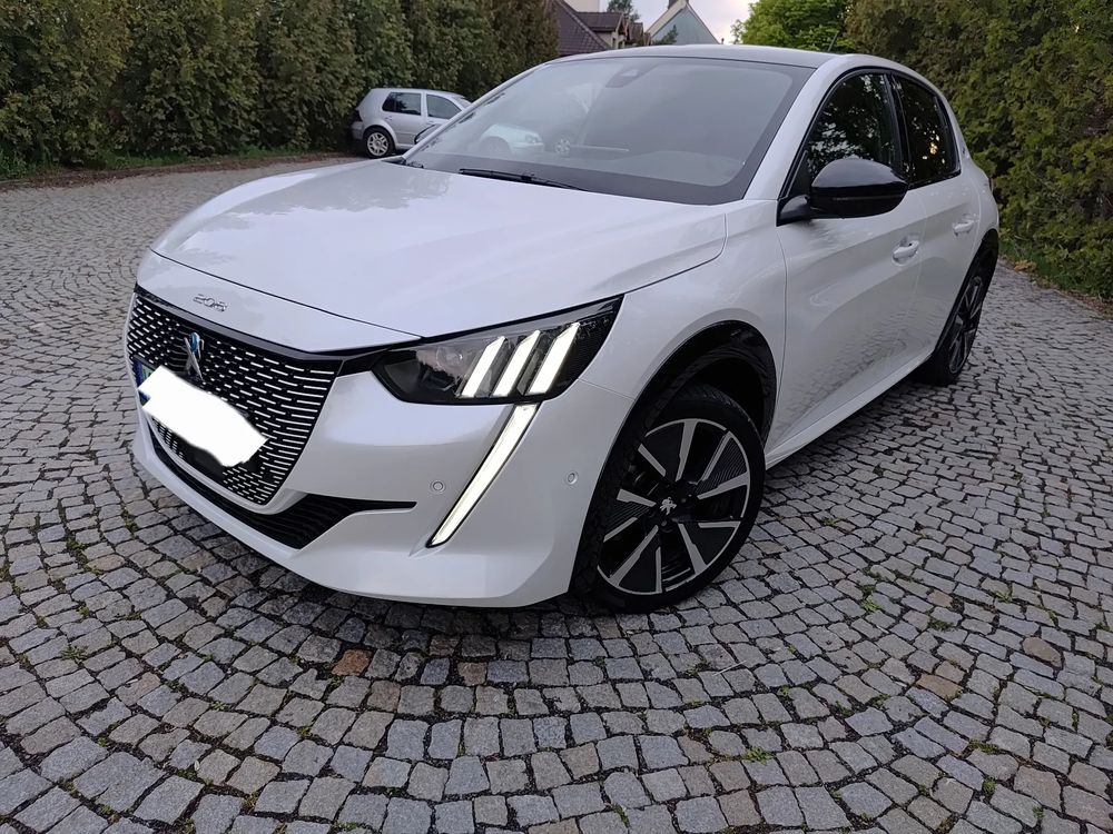 Peugeot 208 II Elektromotor 136 GT Pack 2021