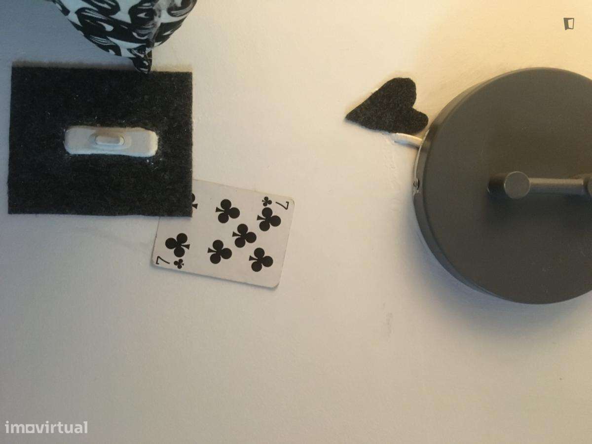 Quarto - localizado em Sé de Braga e São Lázaro Braga - Grande imagem: 4/16