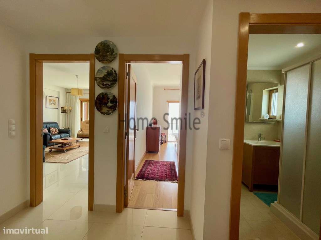 T3 EM CONDOMINIO COM PISCINA. VISTA MAR-23