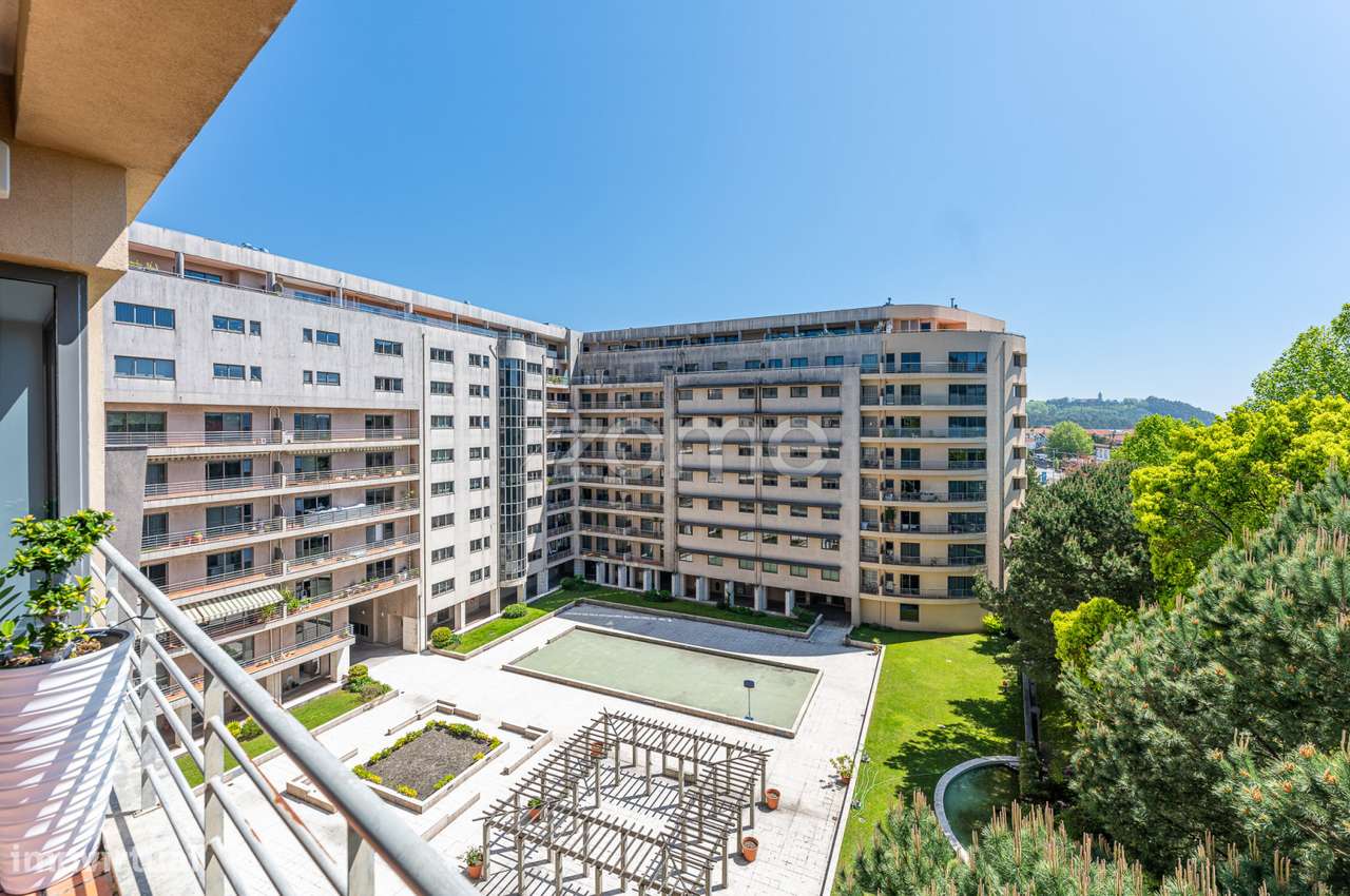 Apartamento T4, em Vila Meã Carvalhos - Grande imagem: 2/41