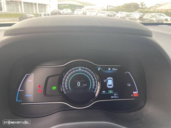 Hyundai Kauai EV 39kWh Executive - 14