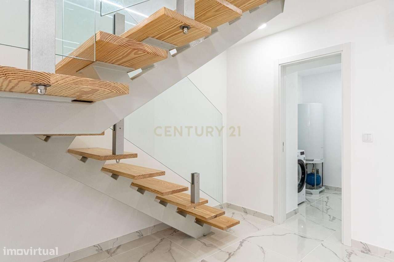 Moradia de charme totalmente renovada com vista aberta sobre vinhas e-9