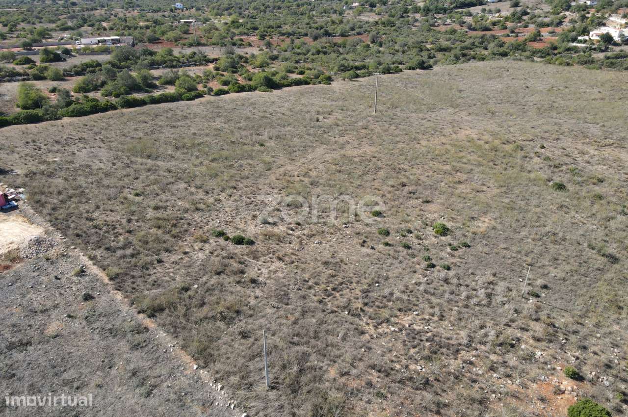 Terreno em Paderne com 6.8hact - Grande imagem: 2/17