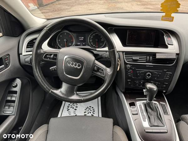 Audi A4 Avant 2.0 TDI Multitronic - 5