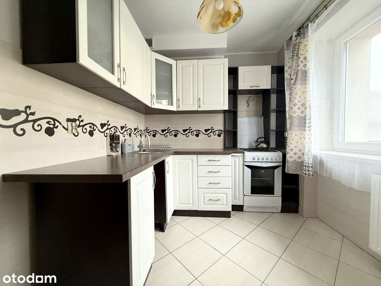 Solanki!/ WYSOKI PARTER/ 53m2/ balkon typu loggia/ 2 duże pokoje-0