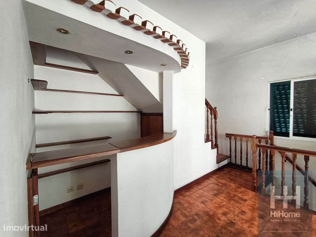 Moradia (Sem licença de utilização) T2 + T2 + 2 em sótão habitável ...-10