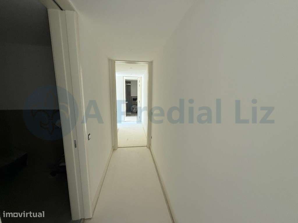 Apartamentos T2 - Igreja do Bonfim - Oportunidade-19