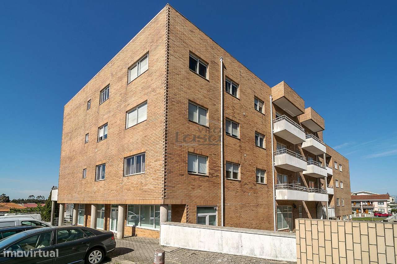 T2 em Seixezelo V.N. de Gaia. com lugar de garagem e arrumos. - Grande imagem: 3/27